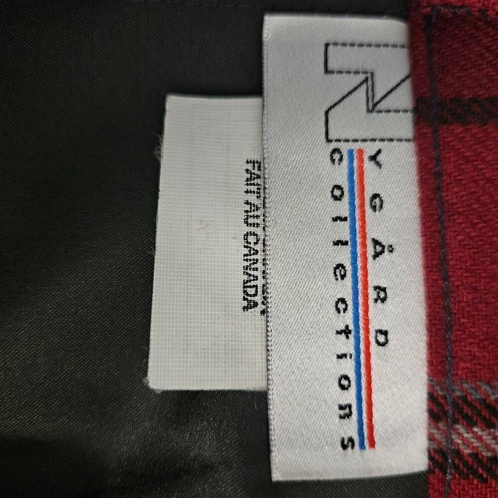 Nygard Collections wool blend red/grey plaid skirt. Size 12. - Picture 4 of 6